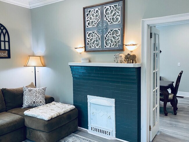 Foto del edificio - Room in Single Family Home on W 3rd Ave