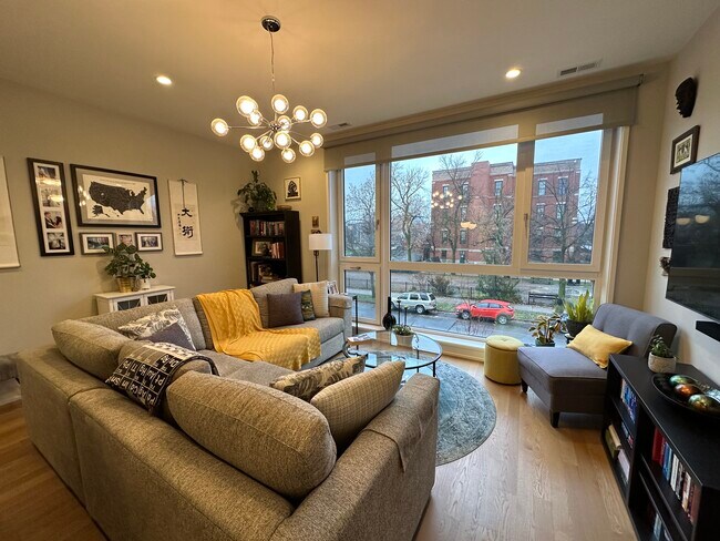 Foto del edificio - 1474 W Ohio St