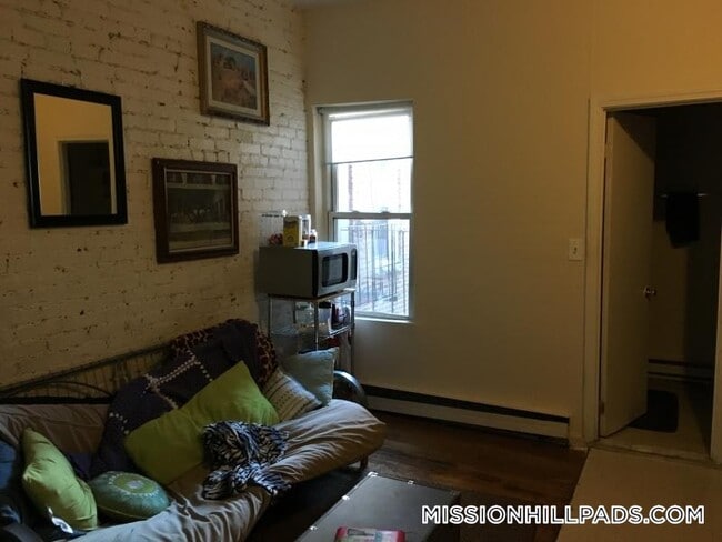 Foto del edificio - 890 Huntington Ave