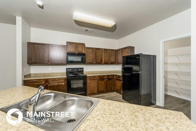 Foto del edificio - 950 Clover Cir