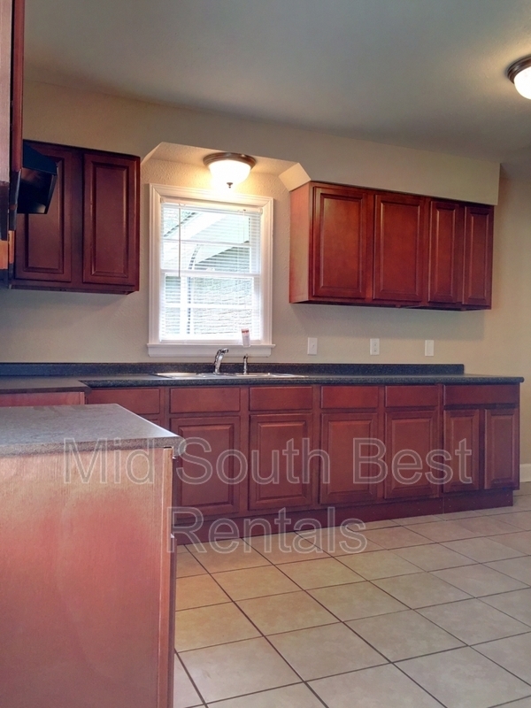 Building Photo - 3336 Frayser School Dr