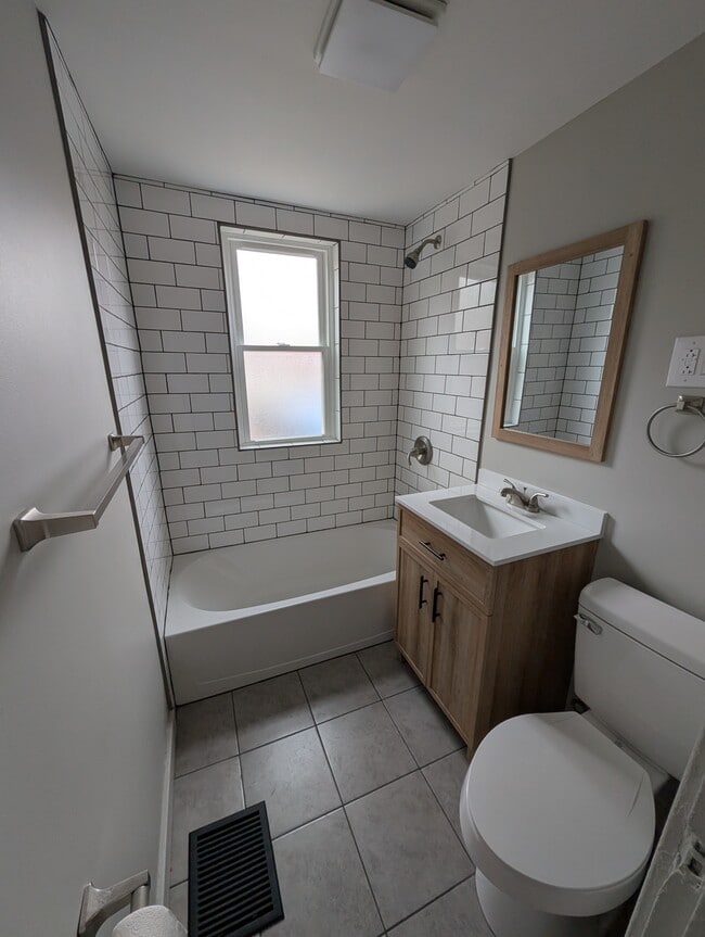 Building Photo - 4128 Colerain Ave