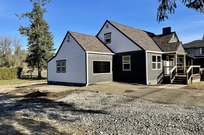 Building Photo - 3712 NE 54th St