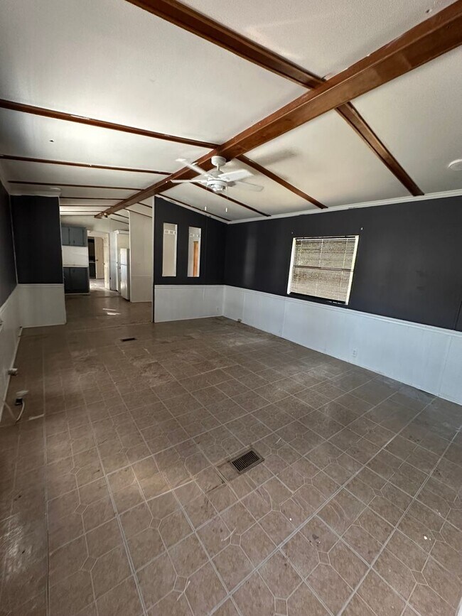 Building Photo - APPROVED SECTION 8 VOUCHERS ONLY! 2 Bedroom Home in Aiken!