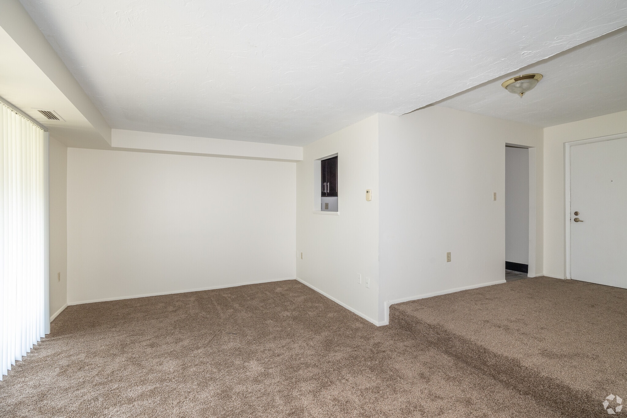 Portage Towers Apartments – photo 5