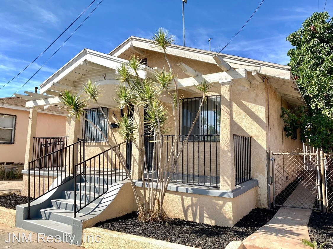 Foto principal - 3473-3475 Percy St