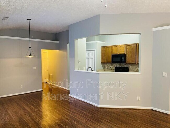 Building Photo - 5809 Bunkers Ave