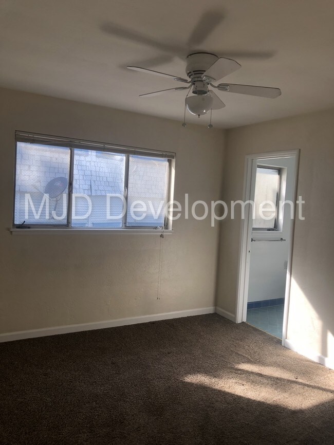 Building Photo - 1409 T St