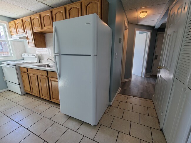 Building Photo - 97 Millbury St