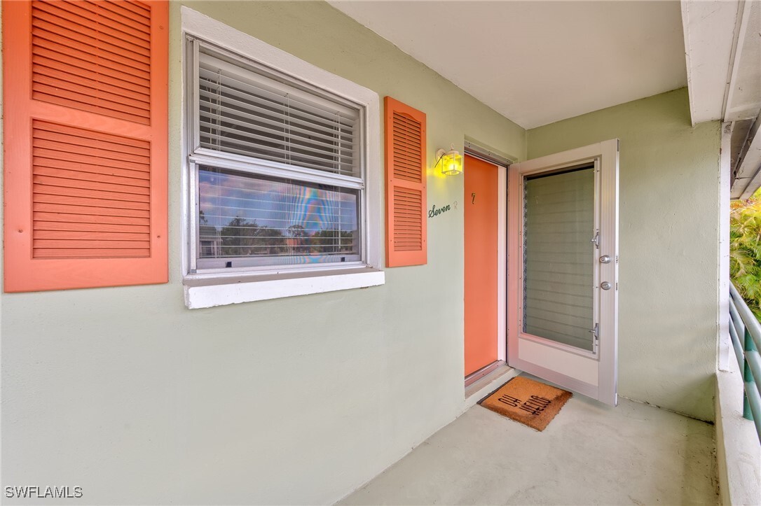 Foto principal - 300 Valley Stream Dr