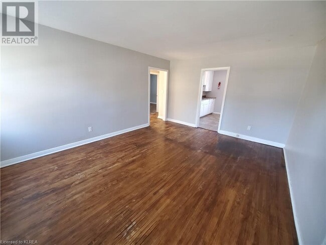 Building Photo - Welcome to Unit B -1269 Clonsilla Ave.