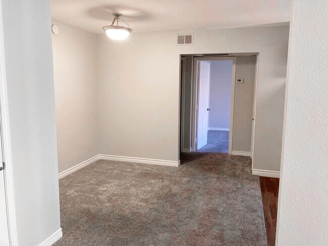 Dining room area - 5060 Indian River Dr