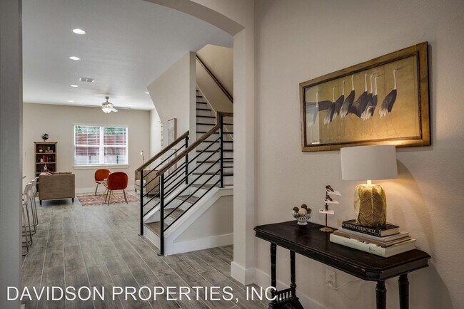 Foto del edificio - 4 br, 3.5 bath House - 11158 Vance Jackson #3