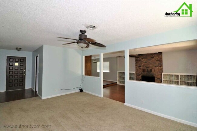 Foto del edificio - 6716 Ferndale Dr