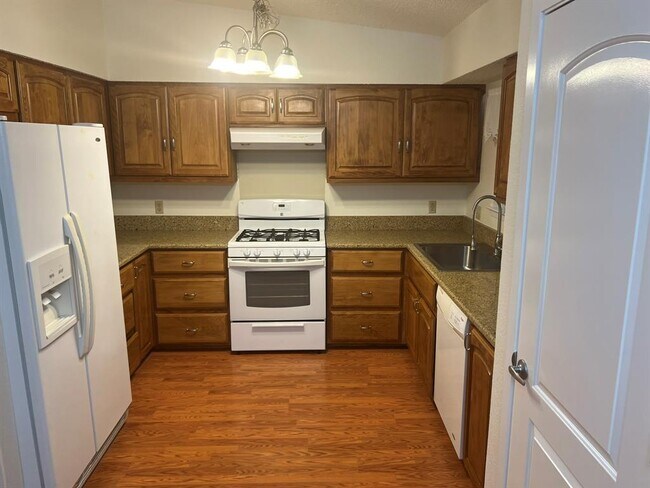 Foto del edificio - 8314 Columbia Falls Dr