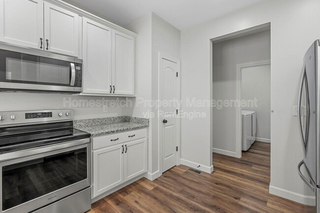 Building Photo - 31873 Tea Olive Dr