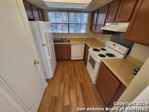 Foto del edificio - 9812 Ardash Ln