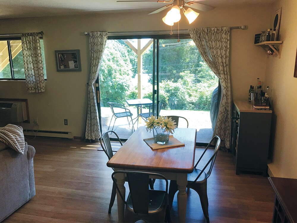 Foto principal - 3 Murphys Ln
