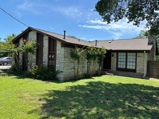 Foto del edificio - 702 Ranch Rd