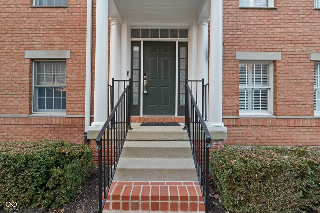 Foto del edificio - 2068 Broughton St