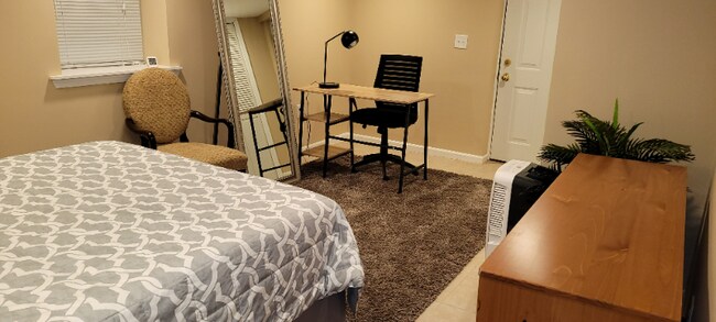 Foto del edificio - 6105 Arbor St