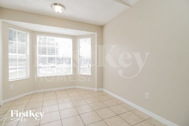 Building Photo - 7507 Groveoak Dr