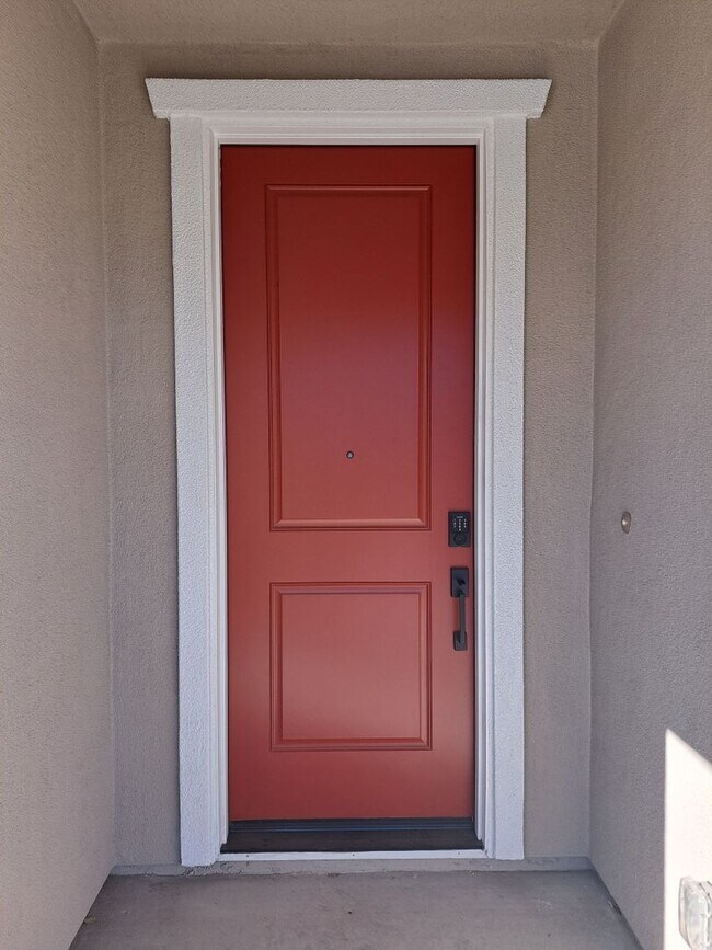 Foto del edificio - Beautiful, Almost New Home in Monte Verde ...