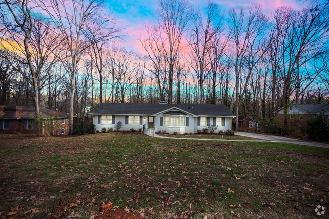 Building Photo - 3270 Hickory Crest Dr NW