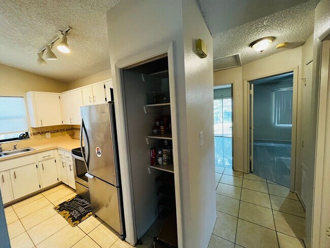 Foto del edificio - 2/2 Duplex in Winter Park