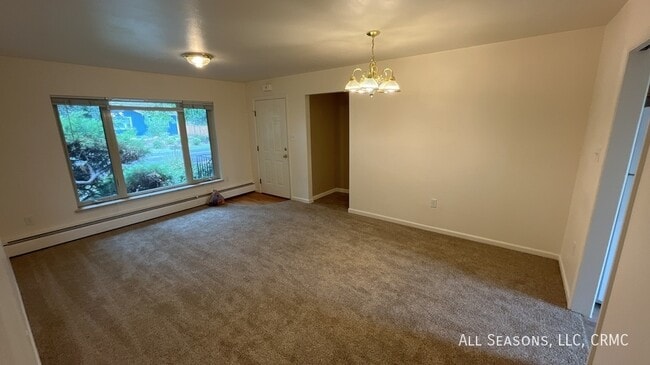 Photo - 2309 Woodburn St Apartment