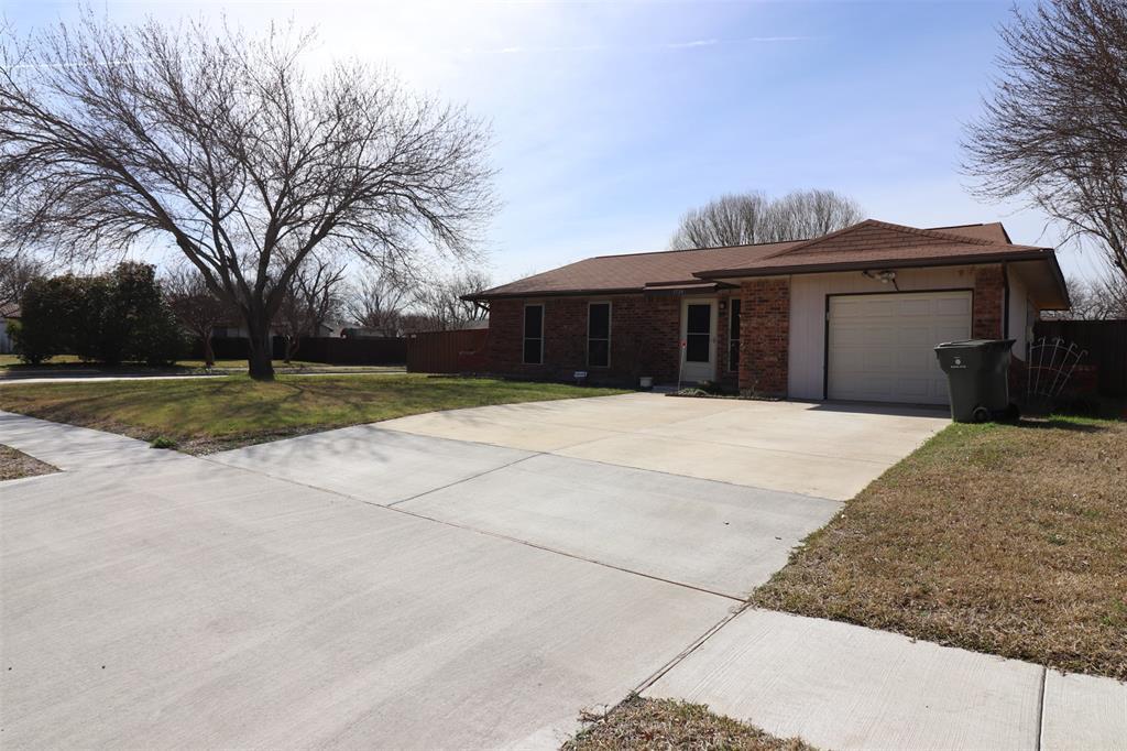Primary Photo - 1734 Meridian Way