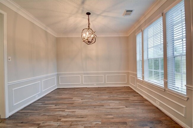 Foto del edificio - 539 W North Hill Dr