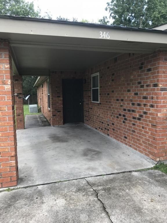 Foto del edificio - 346 Woodland Court, Boutte, LA 70039