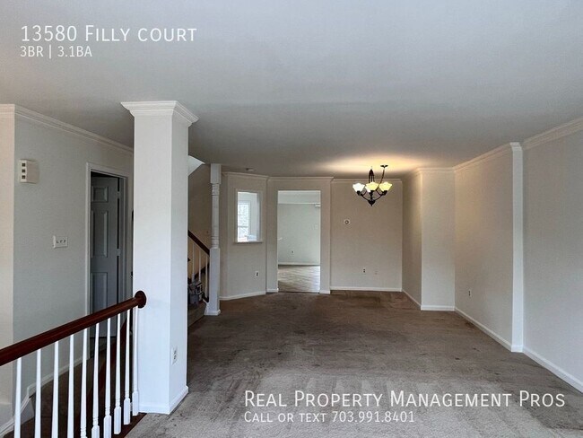 Building Photo - 13580 Filly Ct