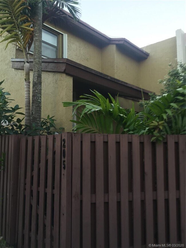 Building Photo - 10280 NW 9th St Cir