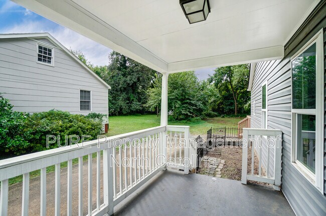 Building Photo - 1007 Druid Cir