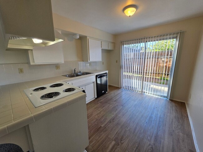 Building Photo - 3609 Micheli Ct