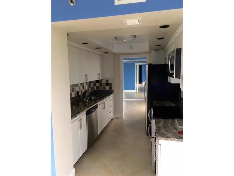 Foto principal - 4000 Towerside Terrace