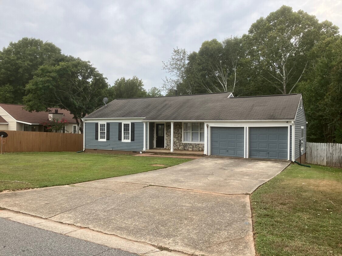 Primary Photo - 10490 Plantation Bridge Dr