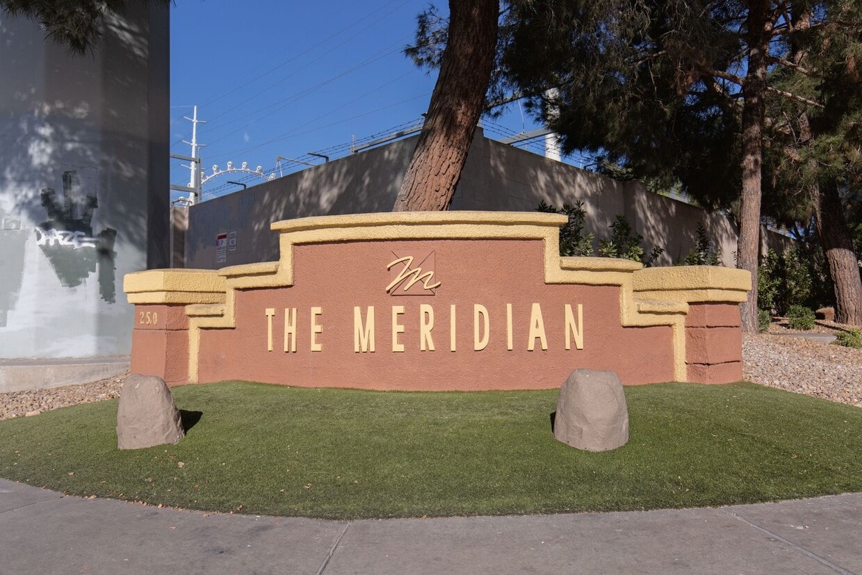 Primary Photo - 2 Bedroom 2 Bath Condo in Guard Gated Comm...