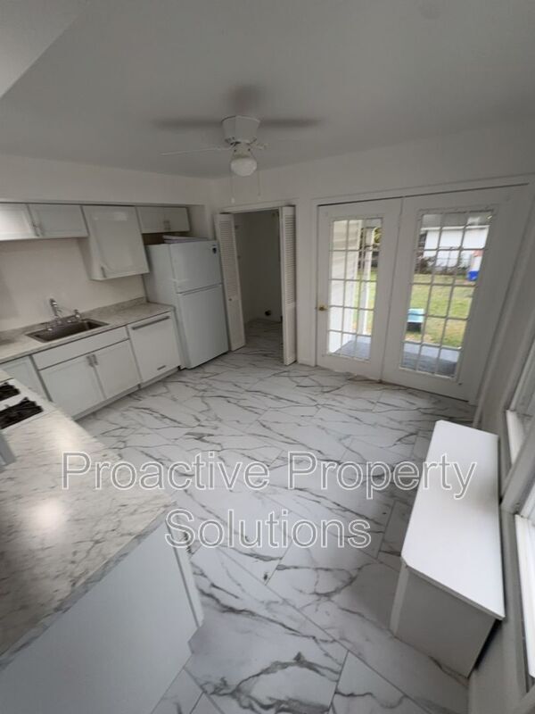 Foto del edificio - 718-720 Archbald St