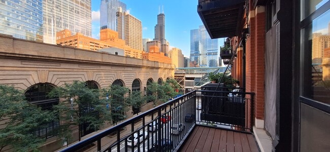 Balcony - South View - 226 N Clinton St