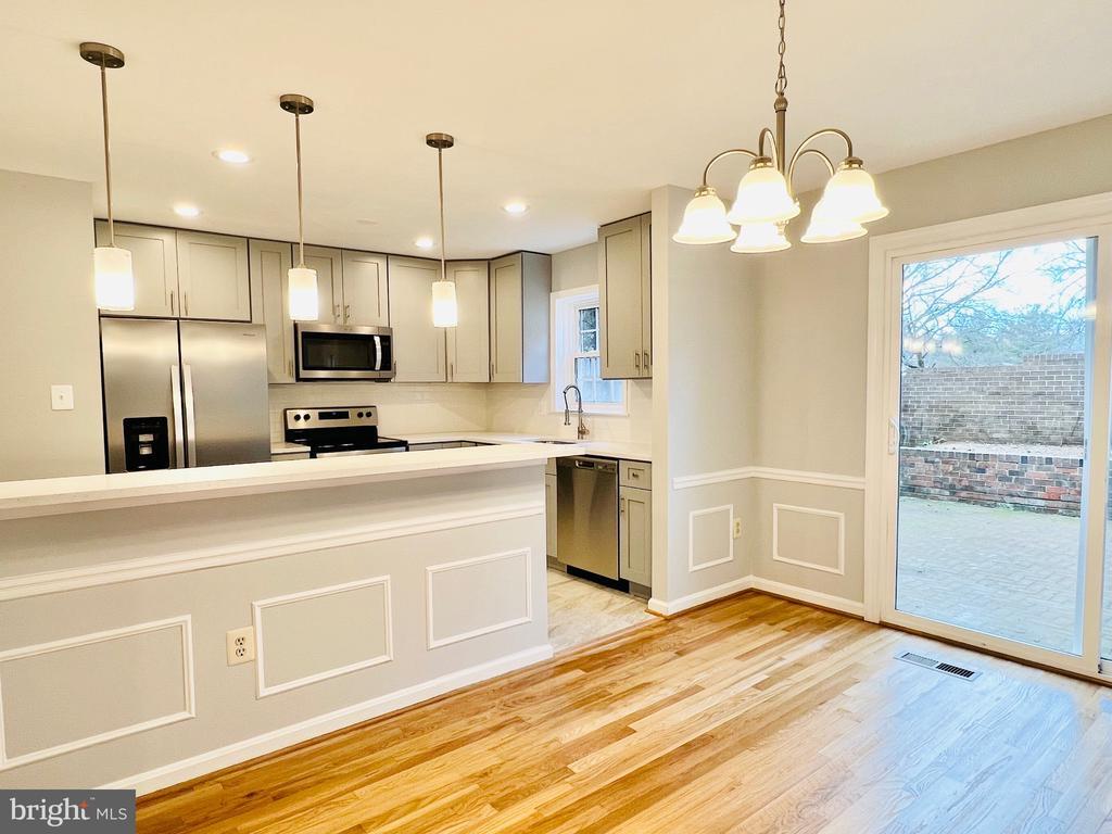 Foto principal - 4524 Airlie Way