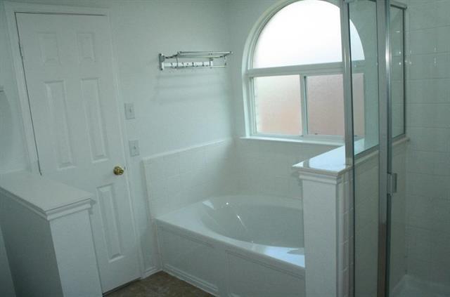 Building Photo - 7868 Milestone Ridge Dr