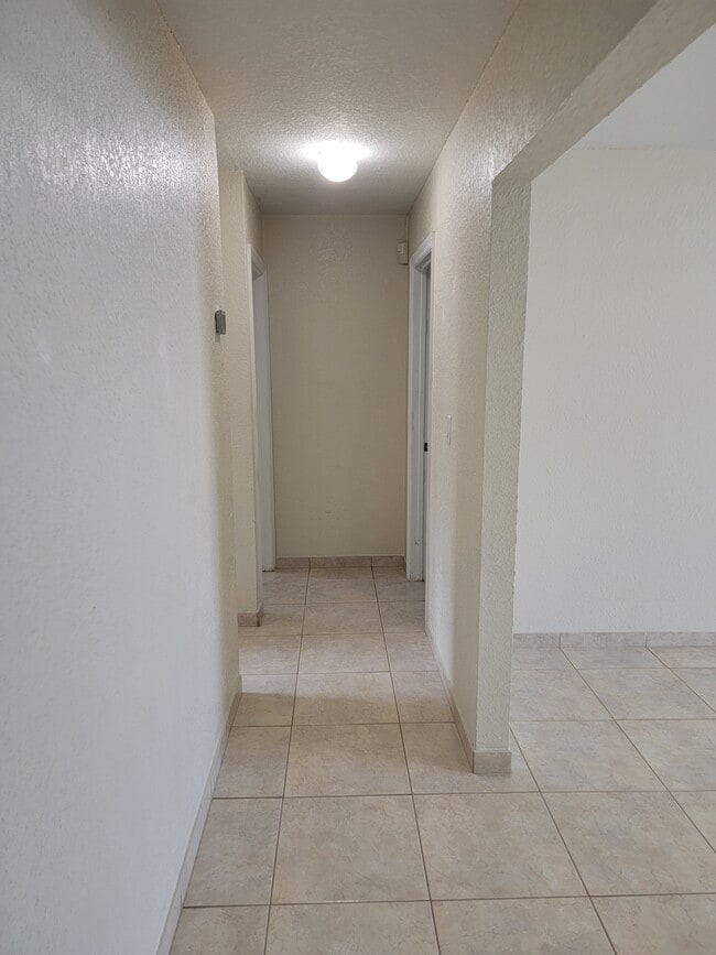 Photo - 152 E 6th St House