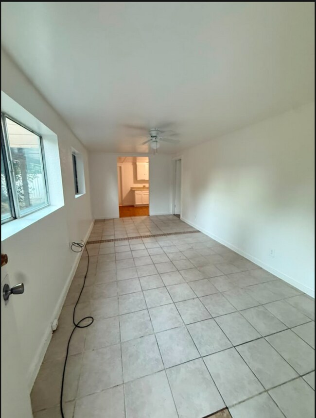Foto del edificio - 11638 Andrews St