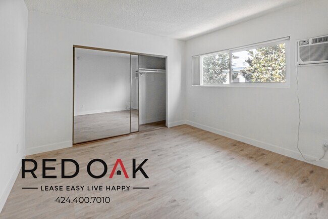 Foto del edificio - 5130 Yarmouth Ave