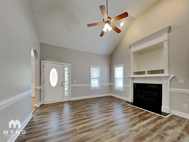 Building Photo - 209 Boulder Dr