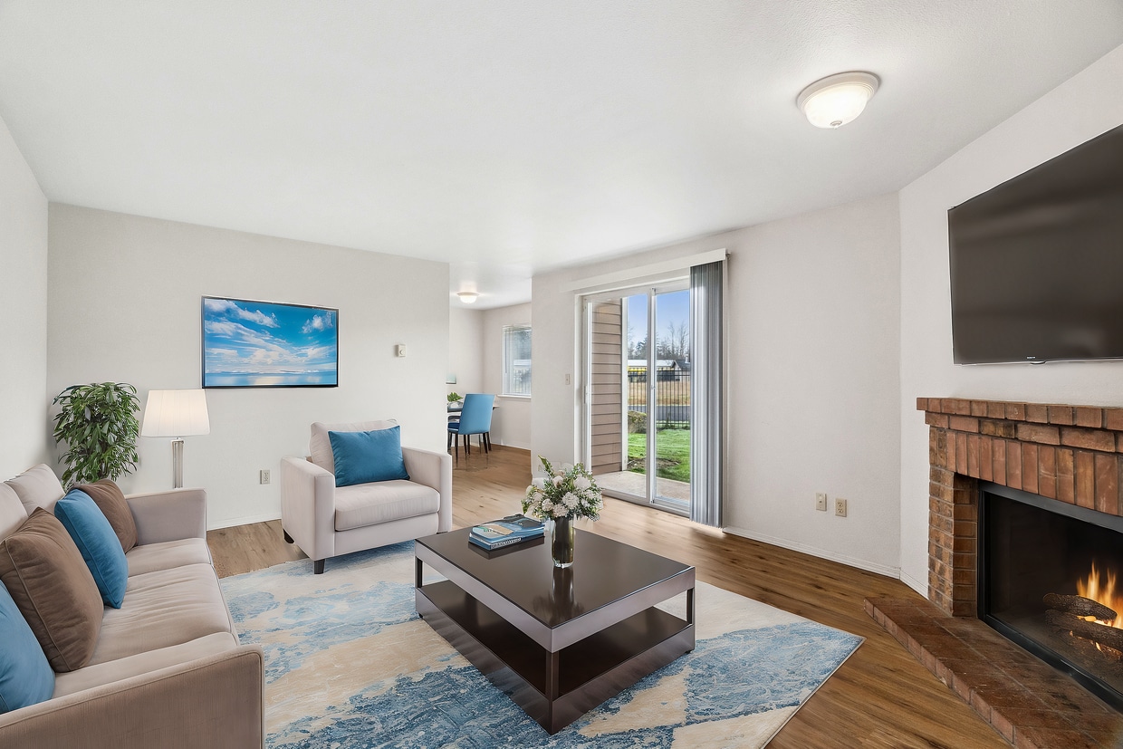 Primary Photo - Stillwood Apartments