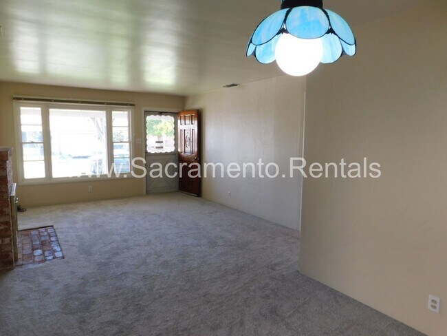 Foto del edificio - 2 br, 1 bath House - 5648 Cazadero Wy